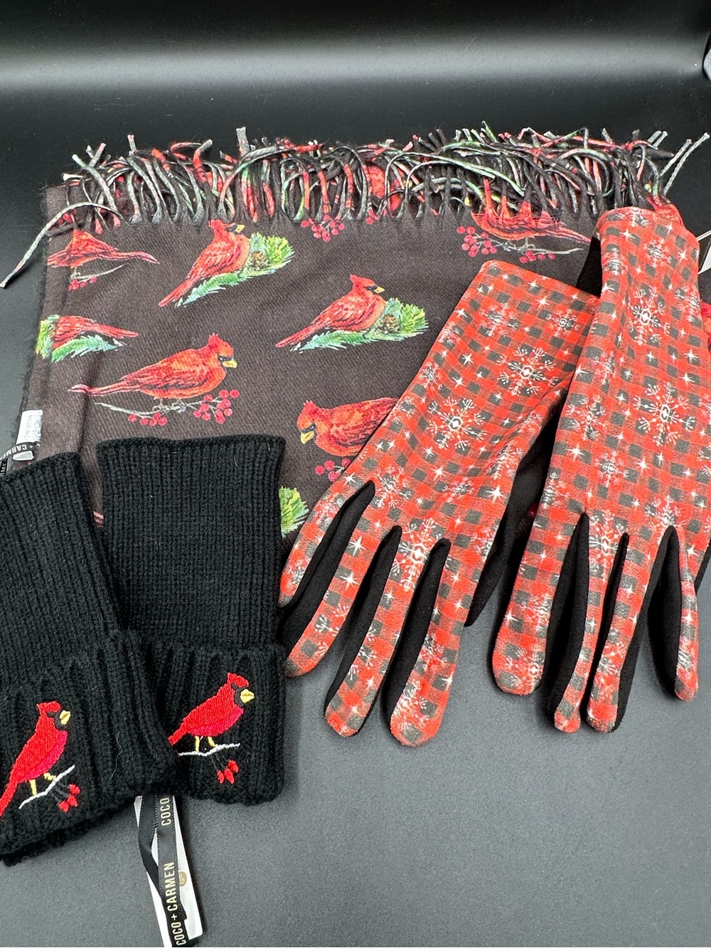NWT Coco + Carmen Holiday Cardinal Scarf & Gloves 3pc Gift Set
